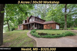 4450 Red Oaks Dr, Horn Lake, MS 38637