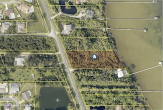 3860 S Courtenay Pkwy, Merritt Island, FL 32952