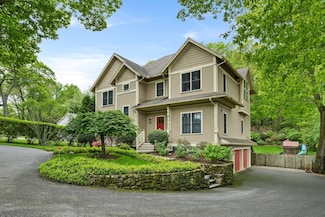 5 Walnut St, Lexington, MA 02421
