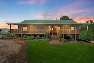 220 Mountain Creek Rd, Bowdon, GA 30108