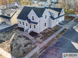 287 Kennedy St, Iselin, NJ 08830