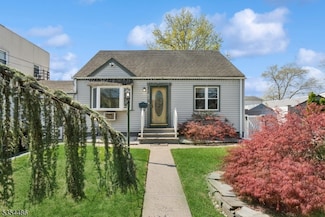 15 Sargent St, Nutley, NJ 07110