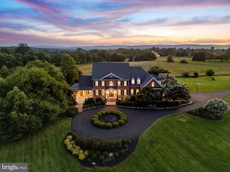 15999 Hampton Rd, Hamilton, VA 20158
