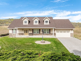 10939 Westchester Dr, Lava Hot Springs, ID 83246