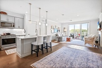 7 Longview Dr Unit 305, Atkinson, NH 03811