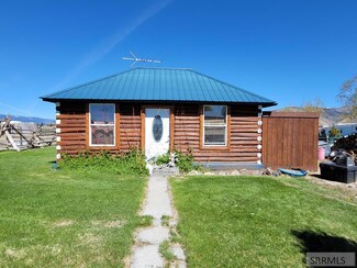 211 Silver St, Leadore, ID 83464