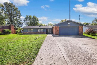 3009 W Riggin Rd, Muncie, IN 47304