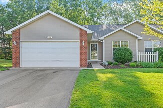 5050 Strawberry Pines Ave NW Unit 86, Comstock Park, MI 49321