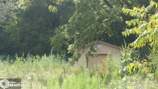 1803 Lost Creek Rd, Wever, IA 52658