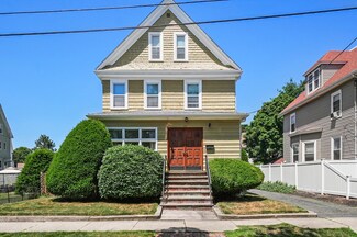 35 Myrtle St, Saugus, MA 01906