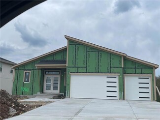 9050 Freedom Cir, Lenexa, KS 66227