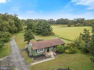 226 Commissioners Rd, Mullica Hill, NJ 08062