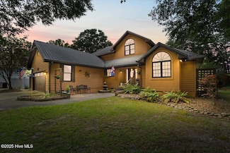 706 Oyster Bay Dr, Sunset Beach, NC 28468