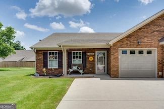 2204 Applebrook Dr, Rossville, GA 30741