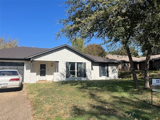 1913 Lynbrook Ln, Arlington, TX 76015