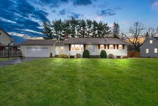 25 Wells Ave, Springfield, MA 01119