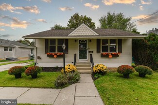 704 W Madison Ave, Magnolia, NJ 08049