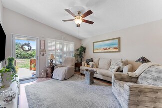 8070 SE Villa Cir Unit A, Hobe Sound, FL 33455