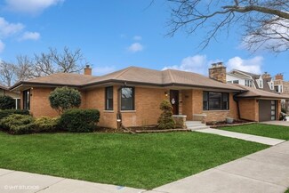 5169 W Devon Ave, Chicago, IL 60646