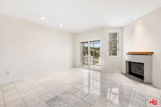 171 N Church Ln Unit 619, Los Angeles, CA 90049