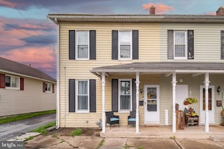 211 N 4th St, Wrightsville, PA 17368