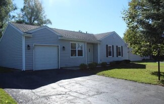 1037 Revere Ln, Island Lake, IL 60042
