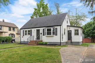 12 Trenton Ave, Edison, NJ 08817