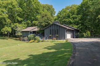 1305 Hickory Bark Ln, Goshen, KY 40026
