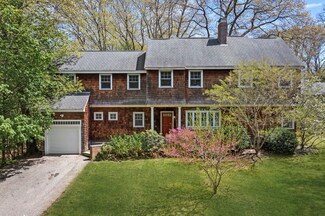 46 Lincoln Ave, South Hamilton, MA 01982