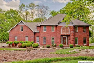 4805 Cove Creek Dr SE, Brownsboro, AL 35741