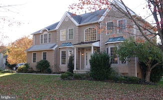 29 Pear Tree Ln, Lafayette Hill, PA 19444