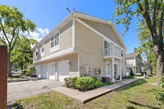 1206 Spur Ct Unit 26, Wheeling, IL 60090