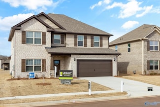 129 Hillis Ln, Hazel Green, AL 35750