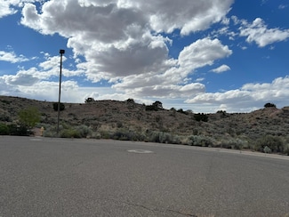 5709 Upland Meadows Rd, Rio Rancho, NM 87144
