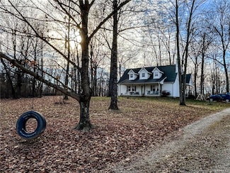 10440 E Saylor Rd, Salem, IN 47167