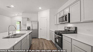 518 Belle Springs Ln, Conroe, TX 77301