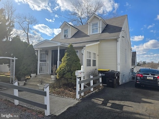 3866 Spruce Ave, Feasterville Trevose, PA 19053