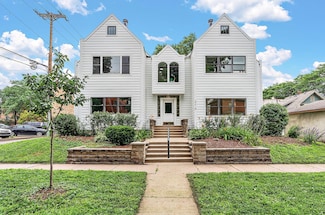 216 Arundel St, Saint Paul, MN 55102