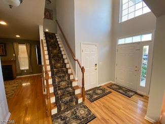 295 Winding Hill Dr, Hackettstown, NJ 07840