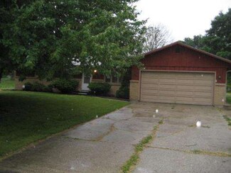 2033 Lancaster Rd, Cherry Valley, IL 61016