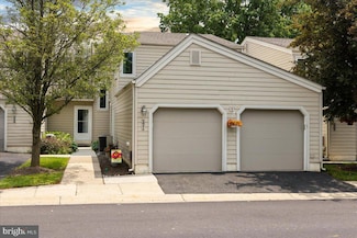 221 Hastings Ct, Doylestown, PA 18901