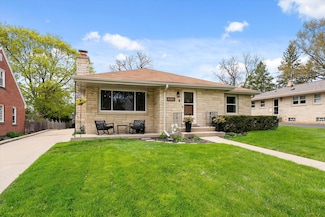 10520 W Stewart Ave, Milwaukee, WI 53222