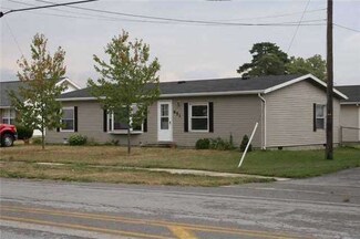 851 N Woodland Ave, Clyde, OH 43410