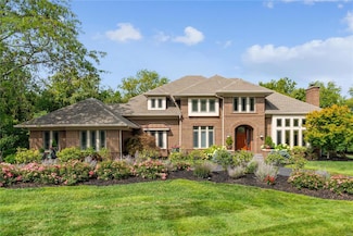 607 Greenwich Green Ln, Chesterfield, MO 63017