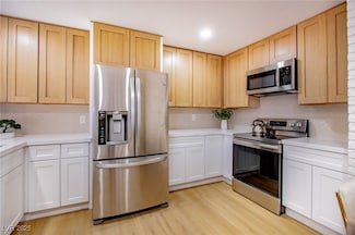 233 Pecos Way, Las Vegas, NV 89121