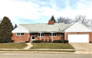 1711 Wellington Rd, Lansing, MI 48910