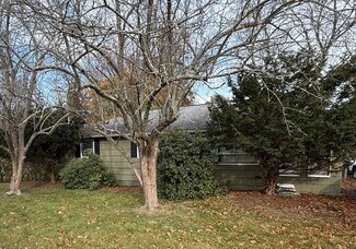 14 Howe Ln, Millbury, MA 01527