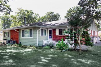 2 C Lark St, Manchester Township, NJ 08759