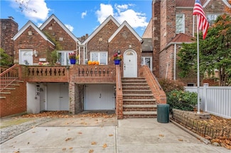 2724 E 27th St, Brooklyn, NY 11235