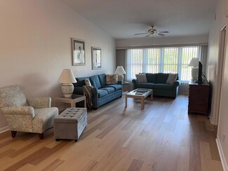 3480 Frosty Way Unit 4, Naples, FL 34112